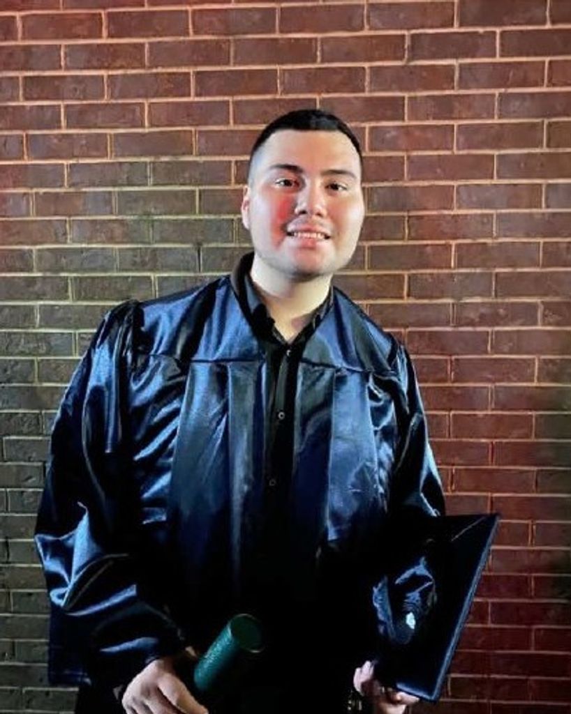 Israel Torres Profile Photo