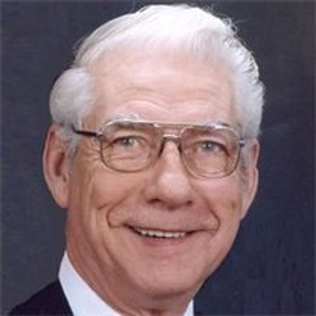 Hilton Lowe