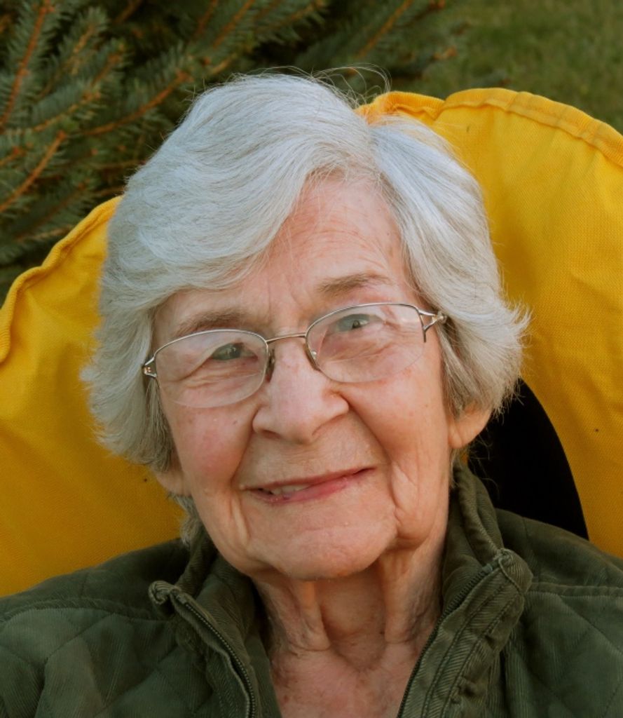 Beatrice M. (Bea) (Howard)  Blosser