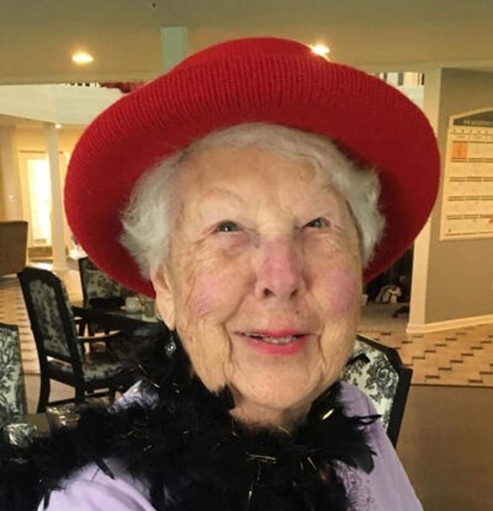 Louise Plourde Profile Photo