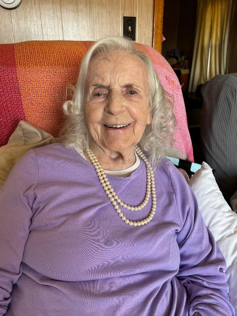 Delores Jean "Dolly" Sluss