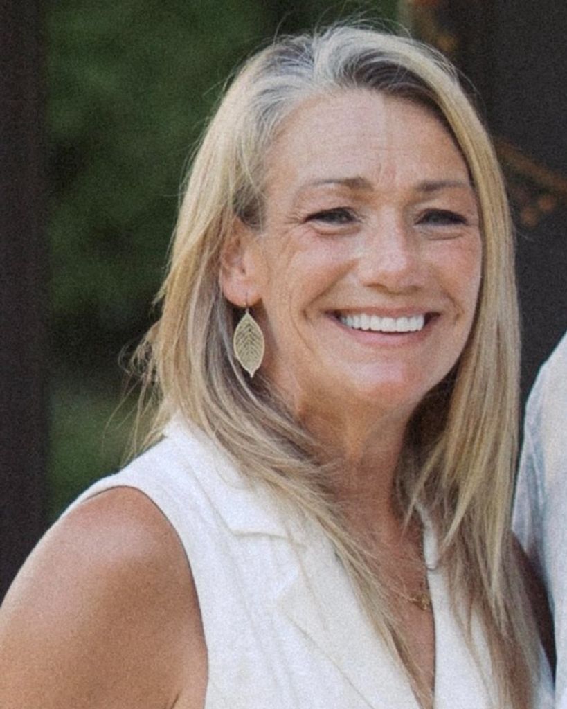 Sara J. Estes Profile Photo