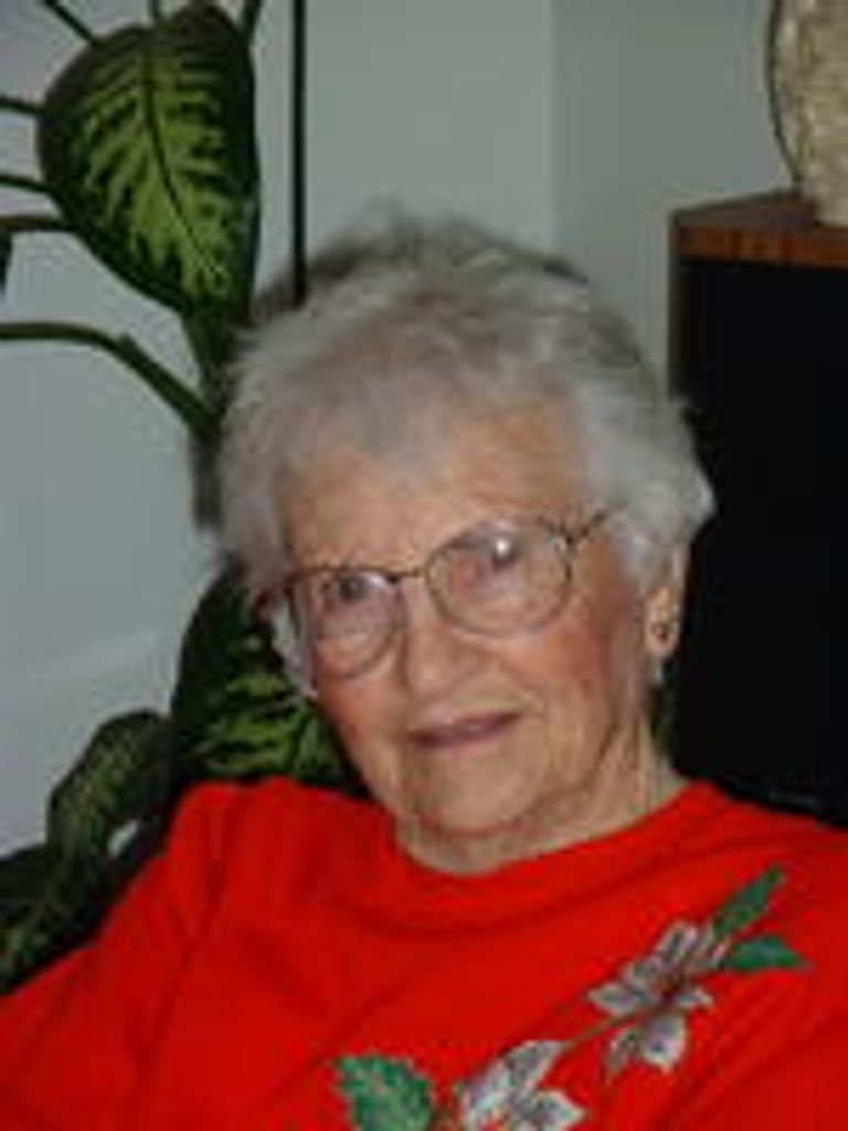 Etta Moore