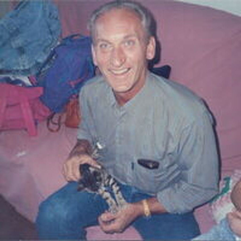 Arnold "Arnie" R Gutknecht