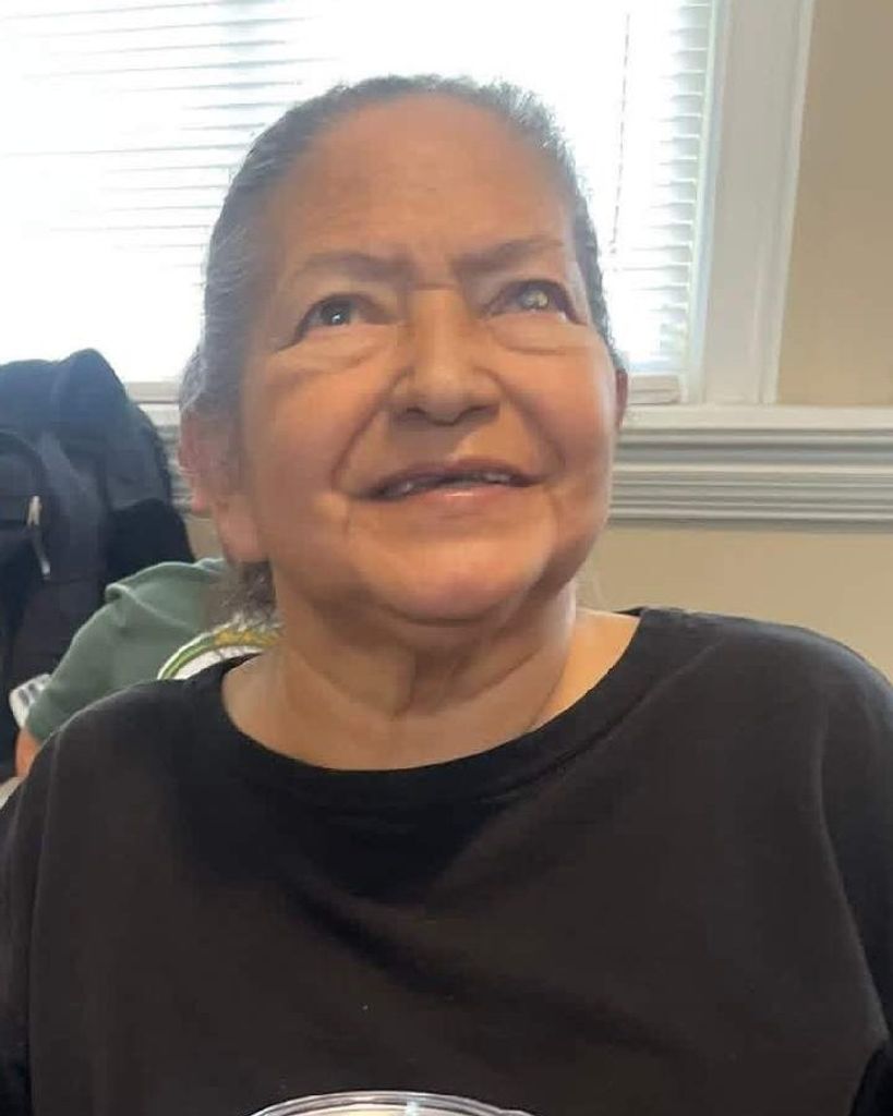 Elodia Santos (Martinez) Price Profile Photo