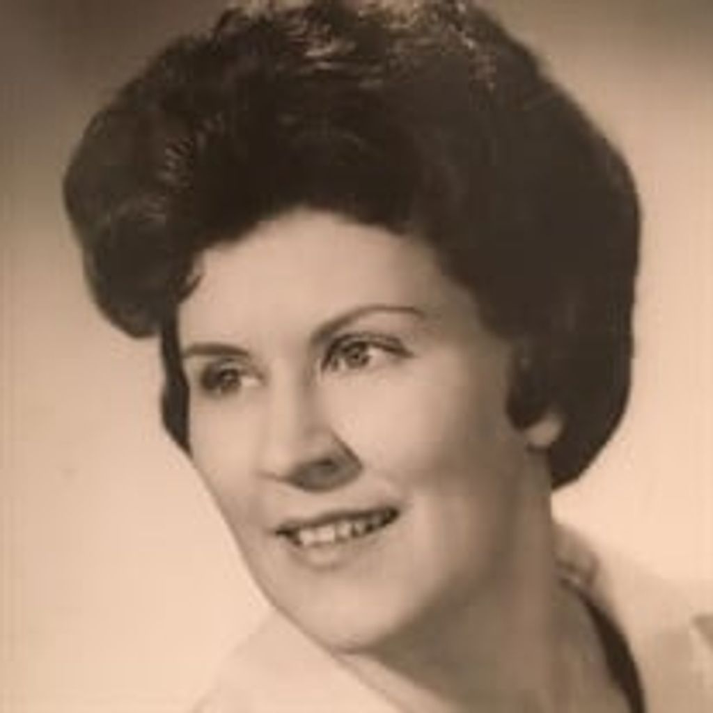 Pauline "Polly" Edmundson Davies