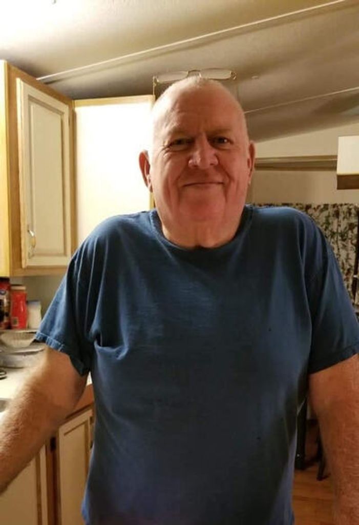 Kenneth "Fuzzy" Roberts Profile Photo