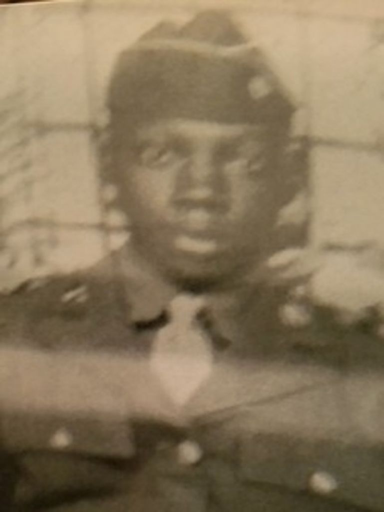 Clyde Thomas Sr. Profile Photo