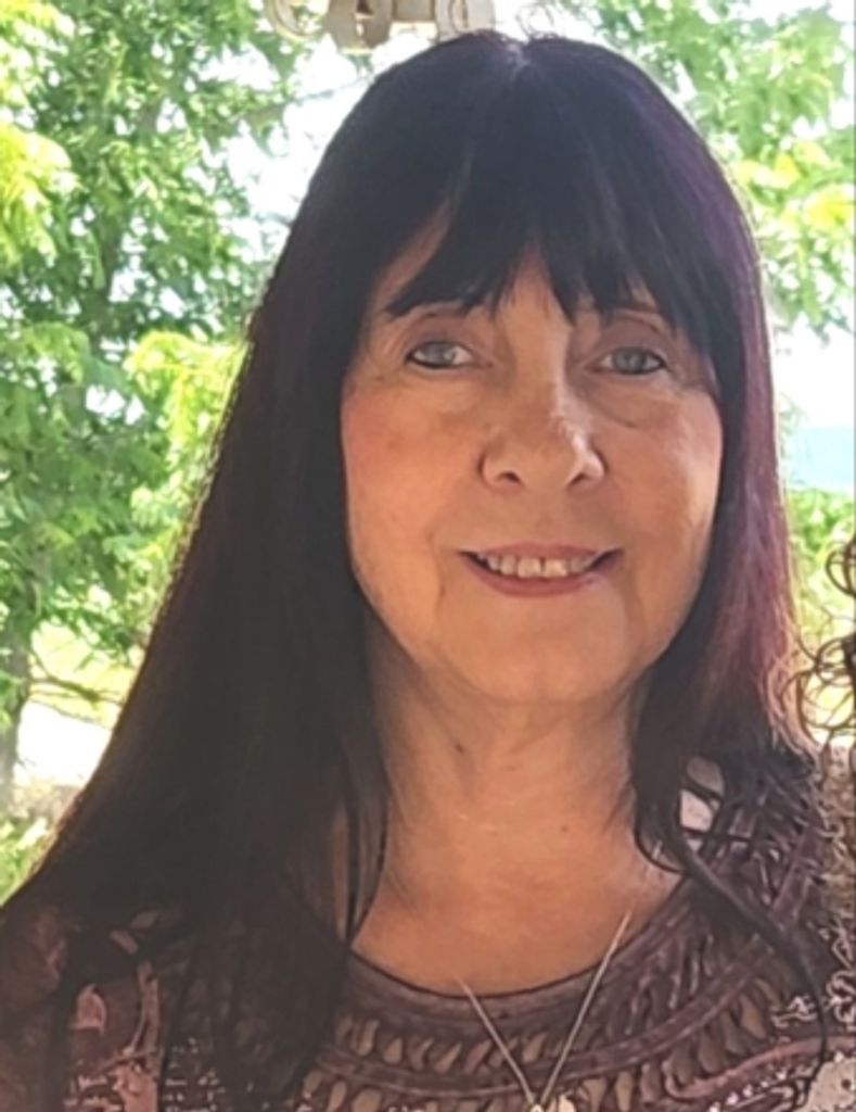 Carrie Wickham White