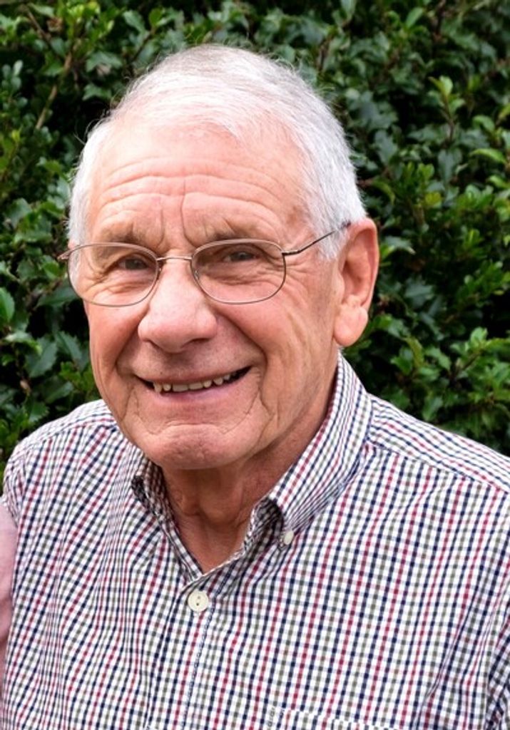 Michael Muckle Profile Photo
