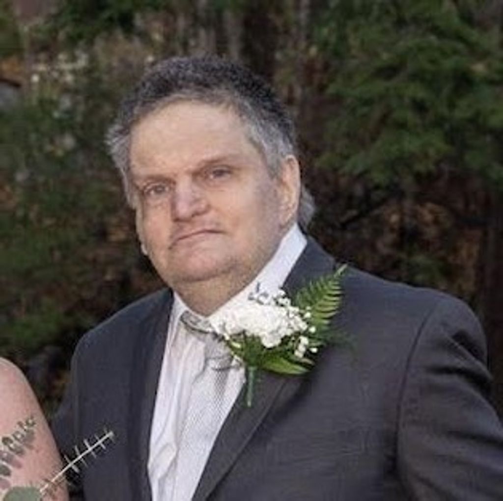 Eugene Sente