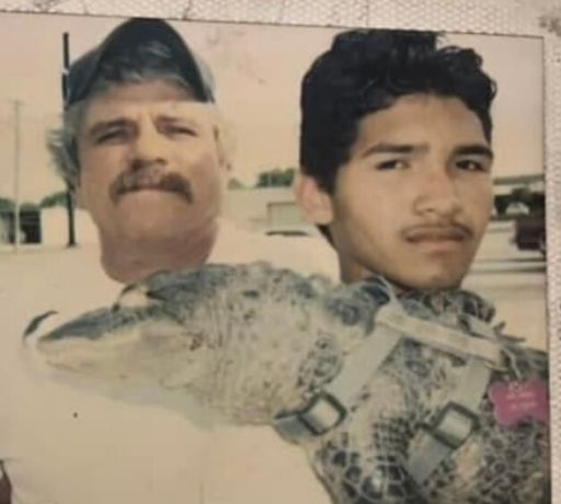 Ricardo H Davila photo gallery thumbnail 23 of 76