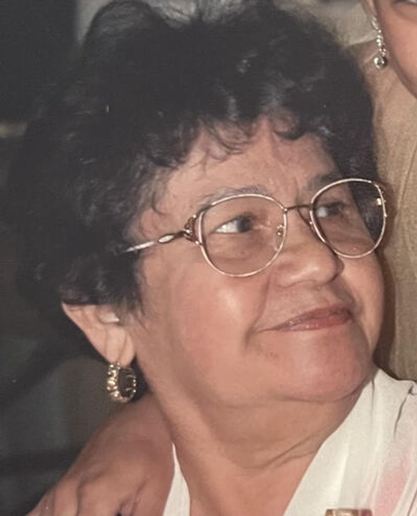 Pilar   Lemos