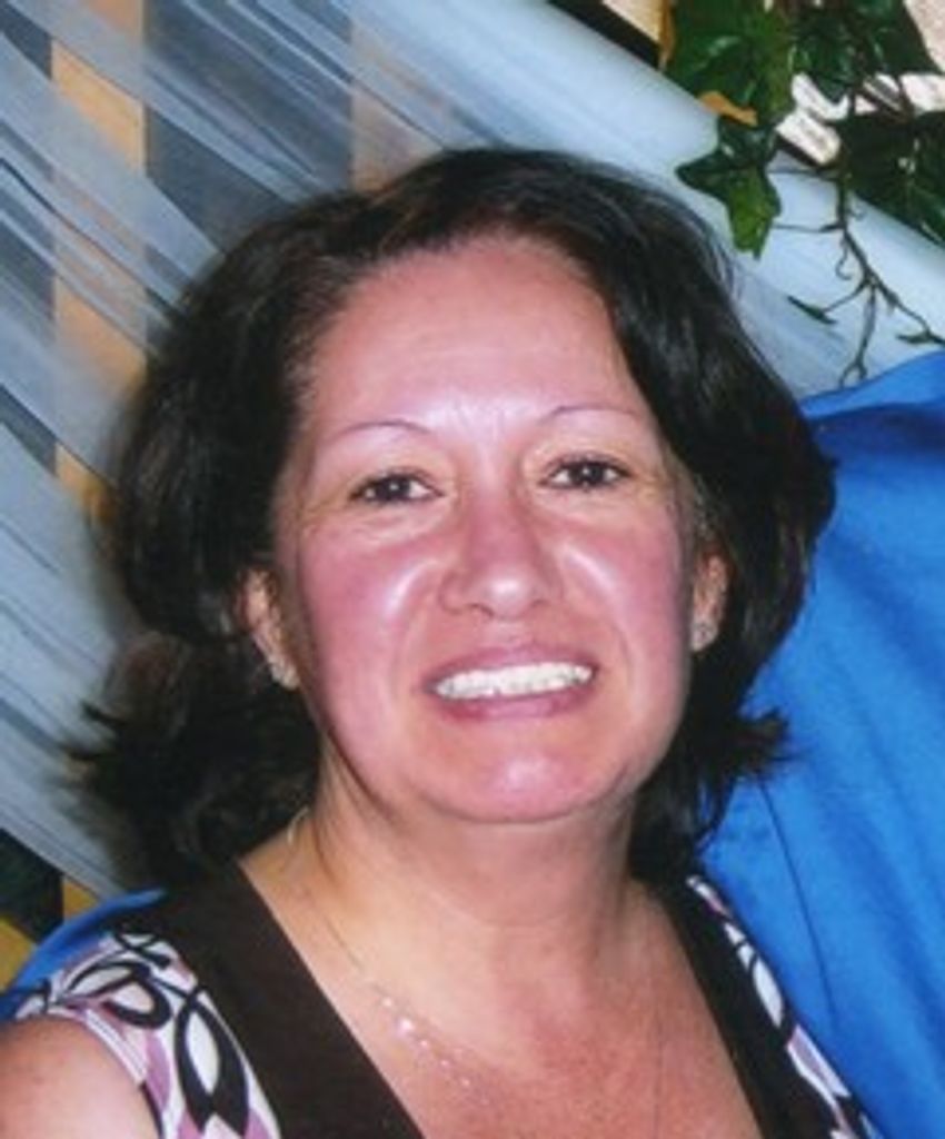 Lorraine Salazar