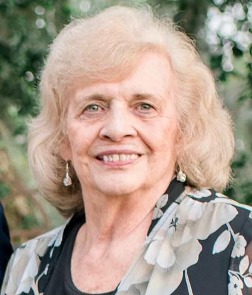 Donna Lee Stavey Profile Photo