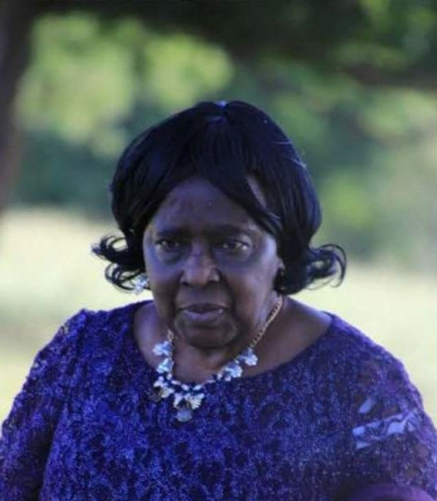 Elizabeth B Nwancha