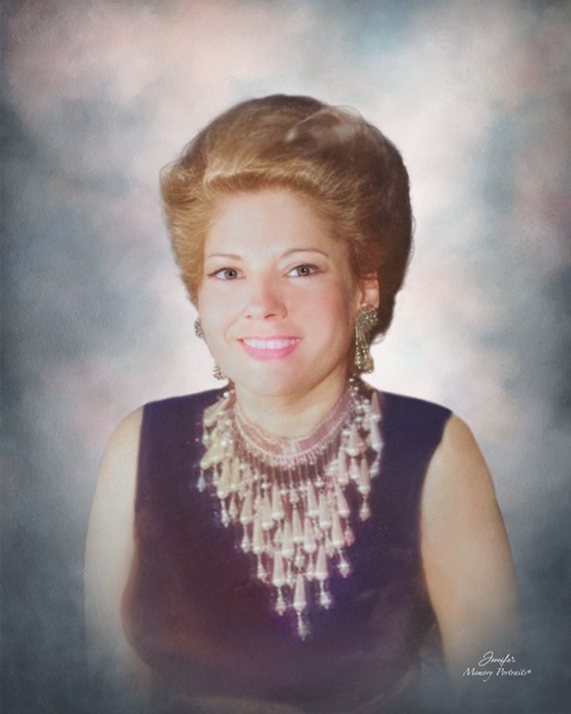 Maria Elena Gonzalez Luna