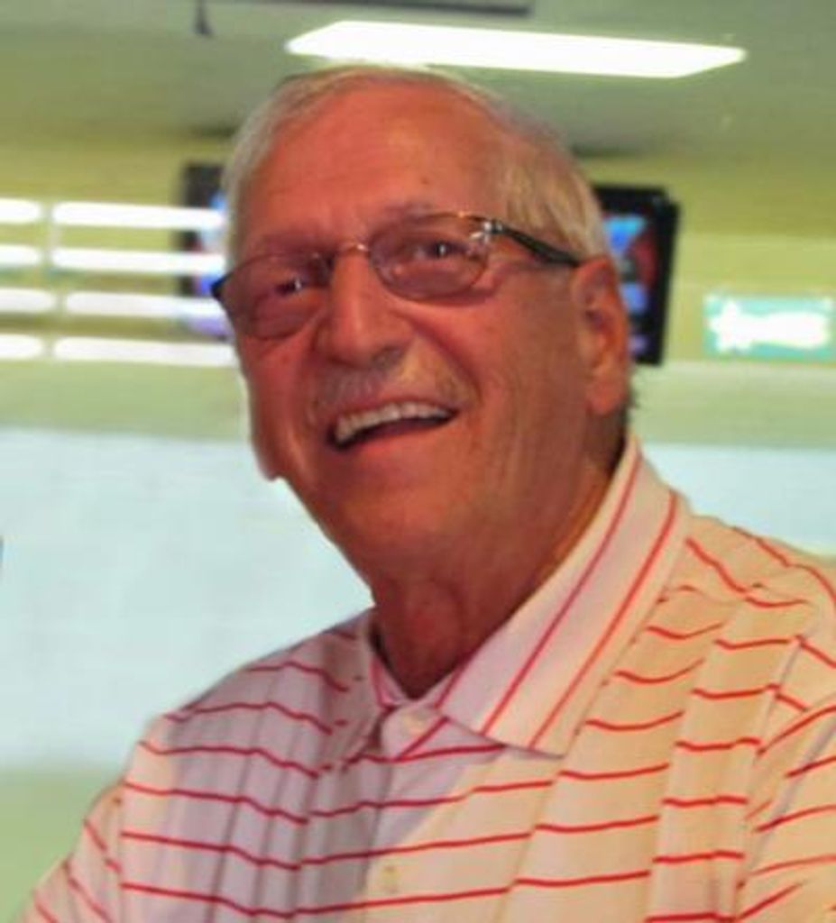 Fernand "Mickey" Lavoie