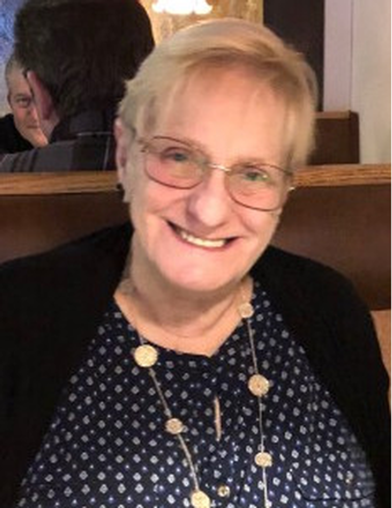 Barbara "Barb" (Nee Schmitt) Bobek Profile Photo