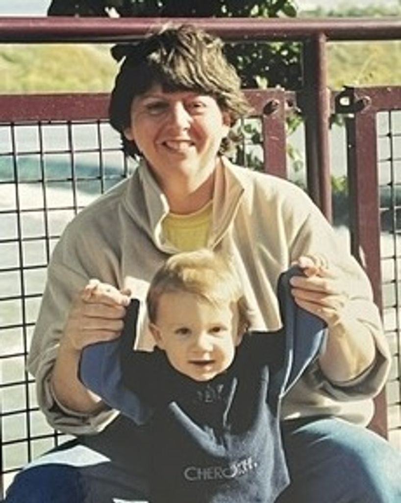 Shelley Schneider Profile Photo