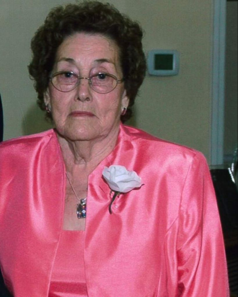 Lena Mae Odom "Bill" Tolson