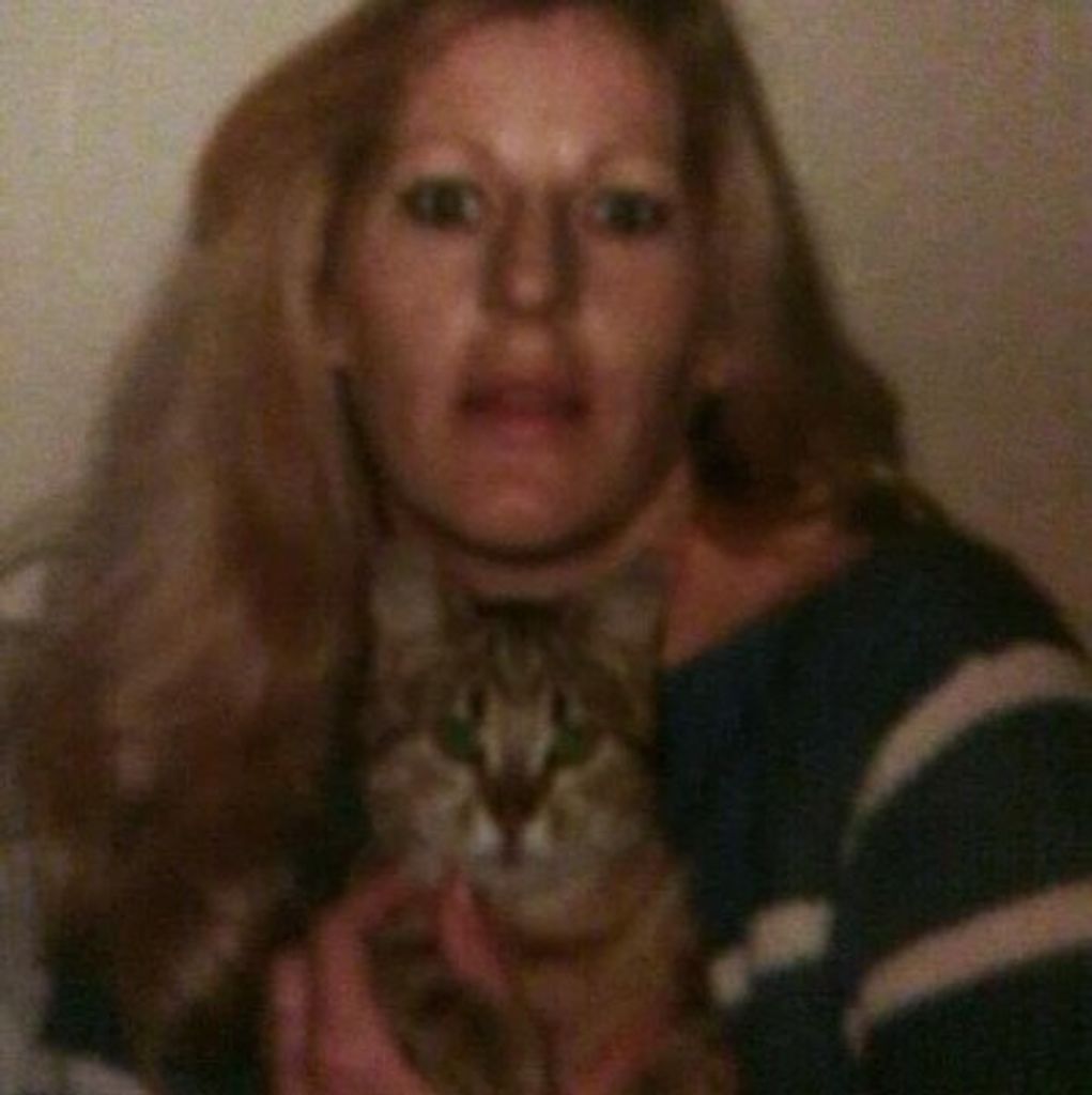 Victoria Lee De Los Angeles