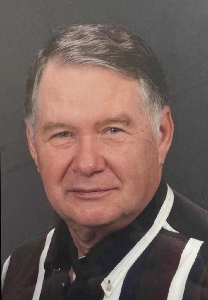 L.E. Stovall Profile Photo