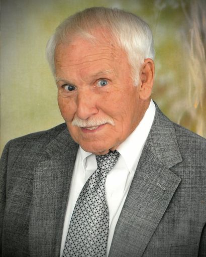 Everett Hardin's obituary image