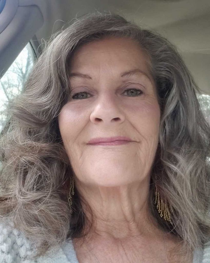 Carol "Jeanie" Lyons Profile Photo