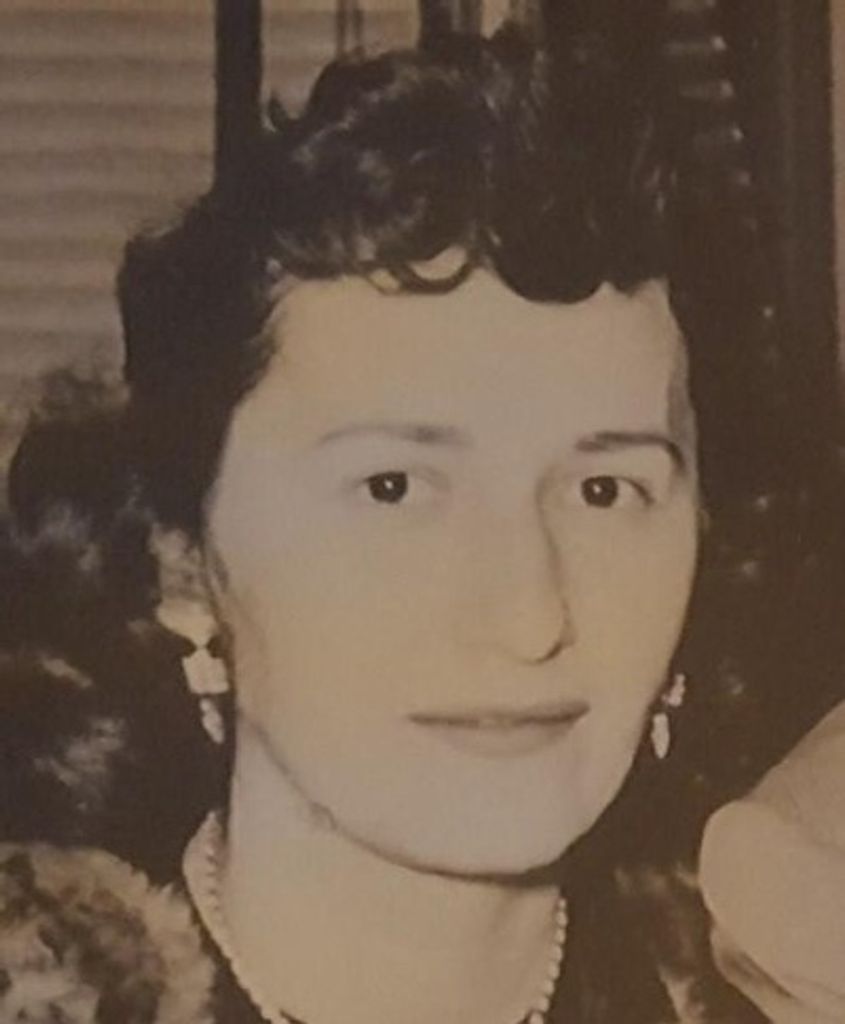 Stephanie R. Grady Profile Photo