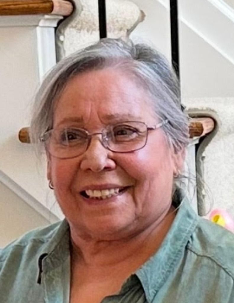 Maryann Sblendido