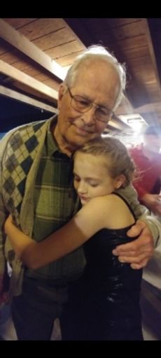 Robert Gray, Jr. photo gallery thumbnail 1 of 5