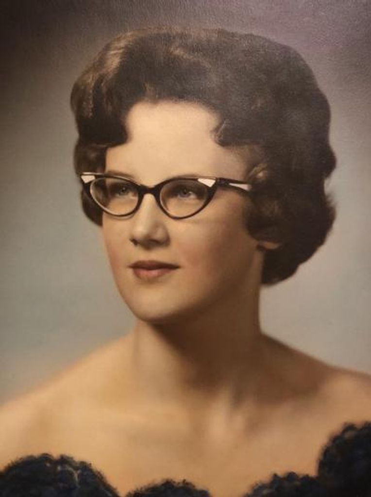 Suzanne Elise Riley Brown Profile Photo