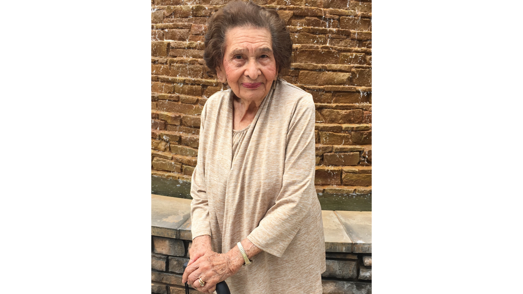 Celia "Mama Cecy" Negrete