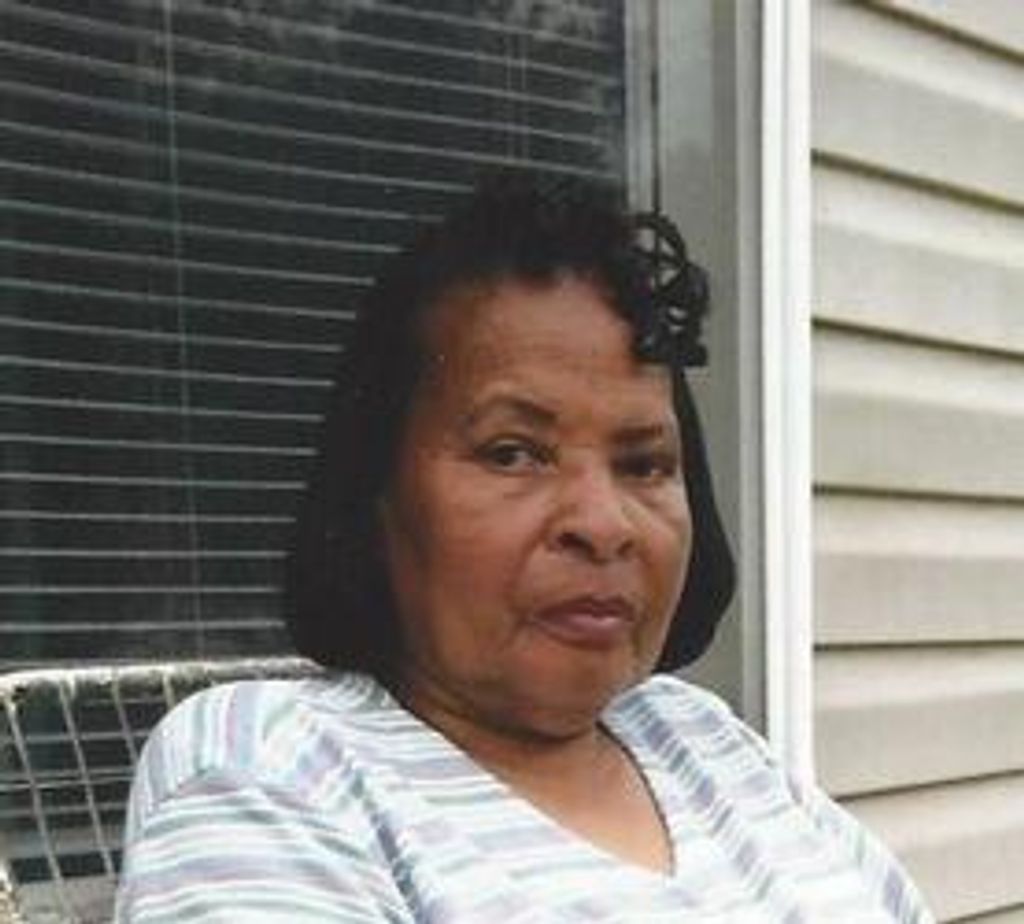 Pertel Holmes Chestnutt