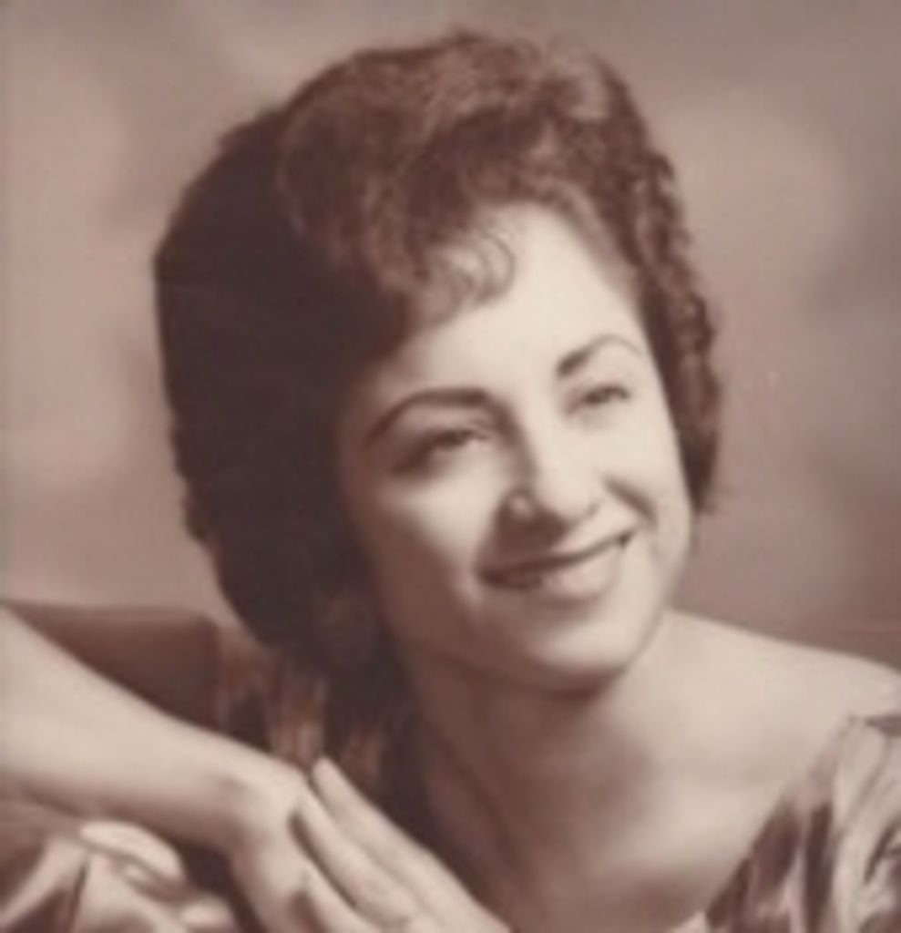 Estella Cabral Miranda