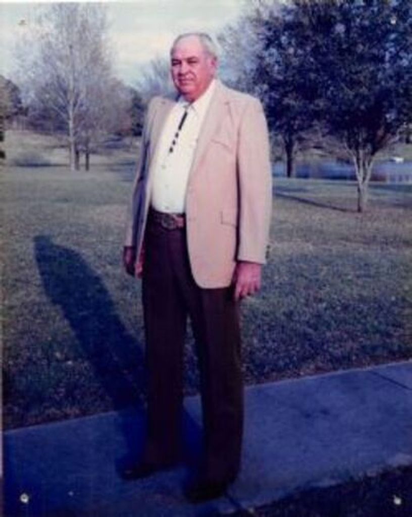 Lewis Bond Traweek, Jr.