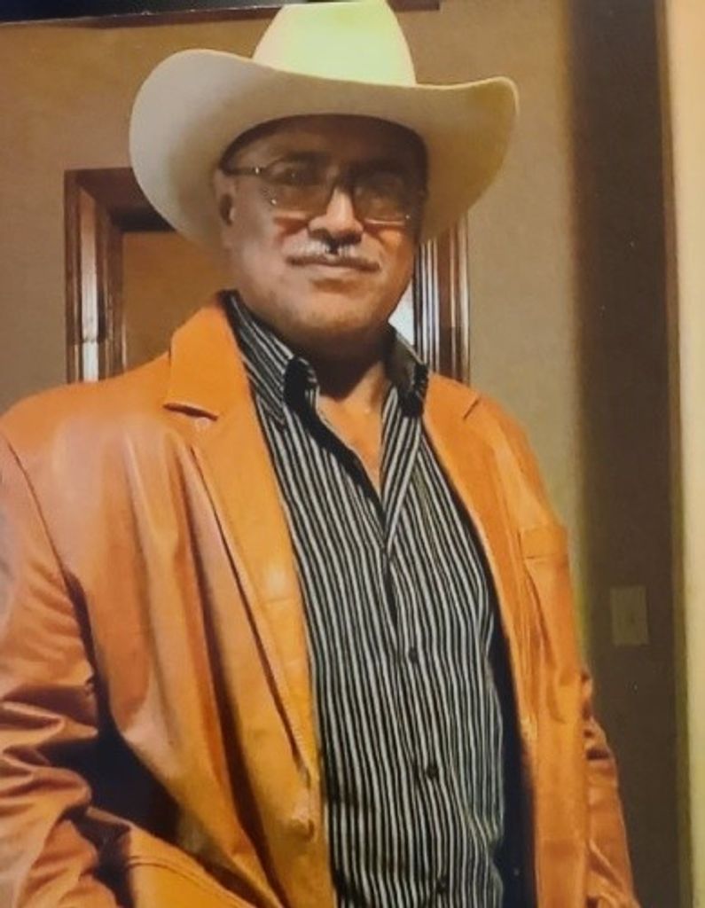 Juan Vera Profile Photo