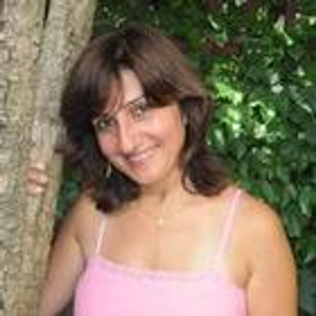 Lonia E. Moradian