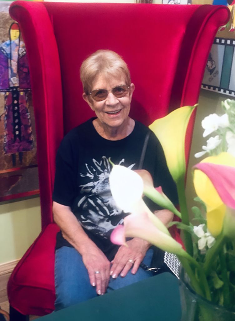Phyllis Elaine Weisser Profile Photo