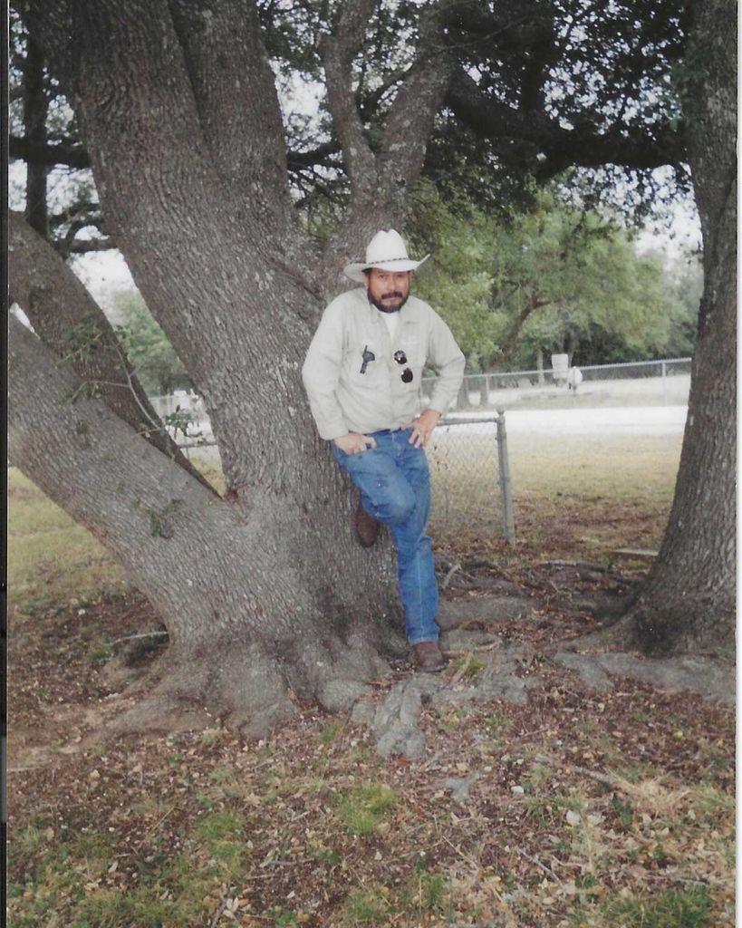 Amado Juan Valadez Profile Photo
