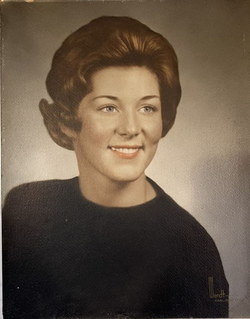 Rose Hess Profile Photo