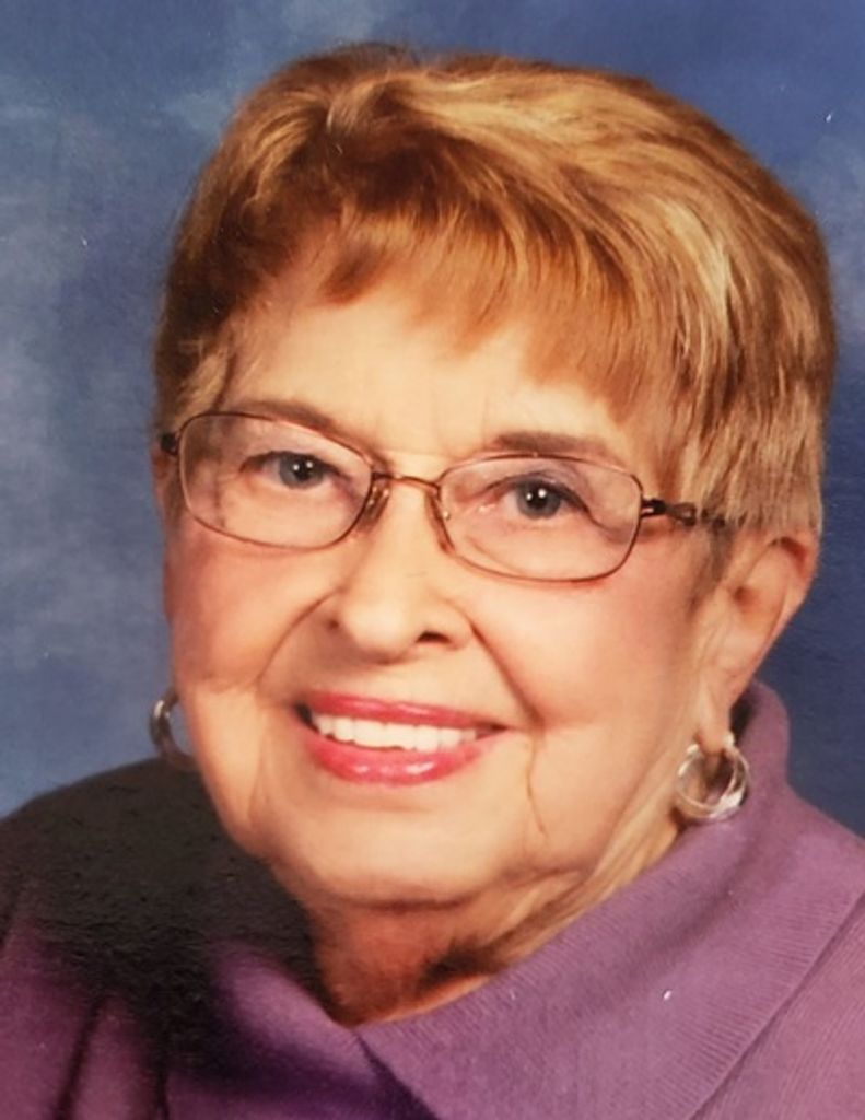 Louise Peterson Profile Photo