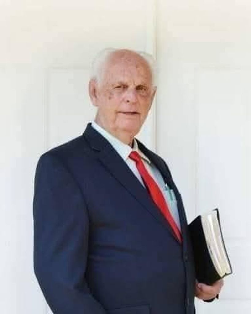 Rev. Robert Wade Profile Photo