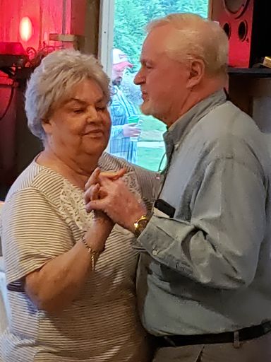 Sheila Raney photo gallery thumbnail 42 of 159
