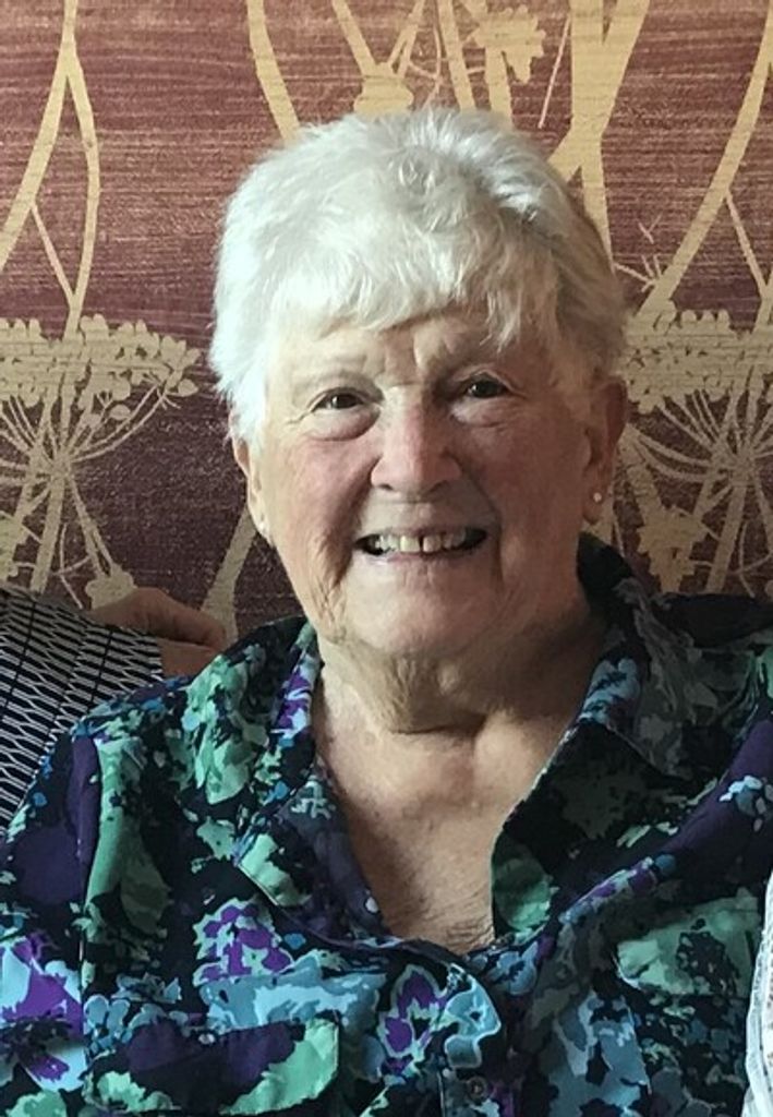 Lois Hallam Grover Profile Photo