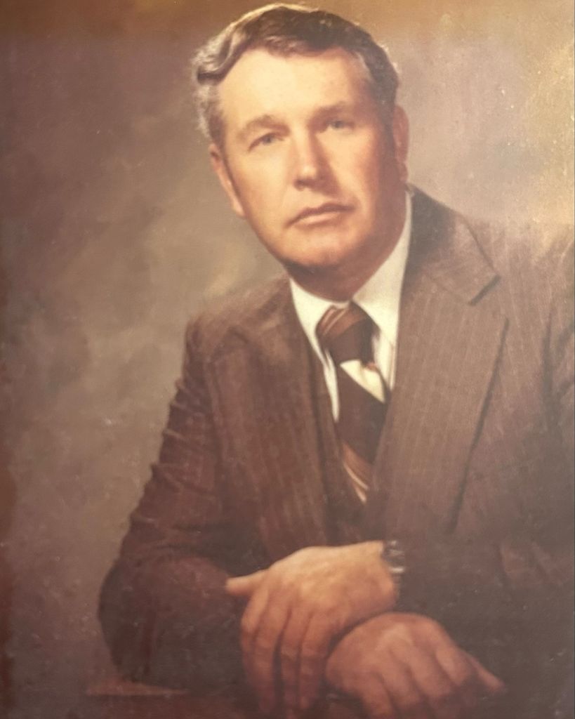 Larry R. Mills Profile Photo