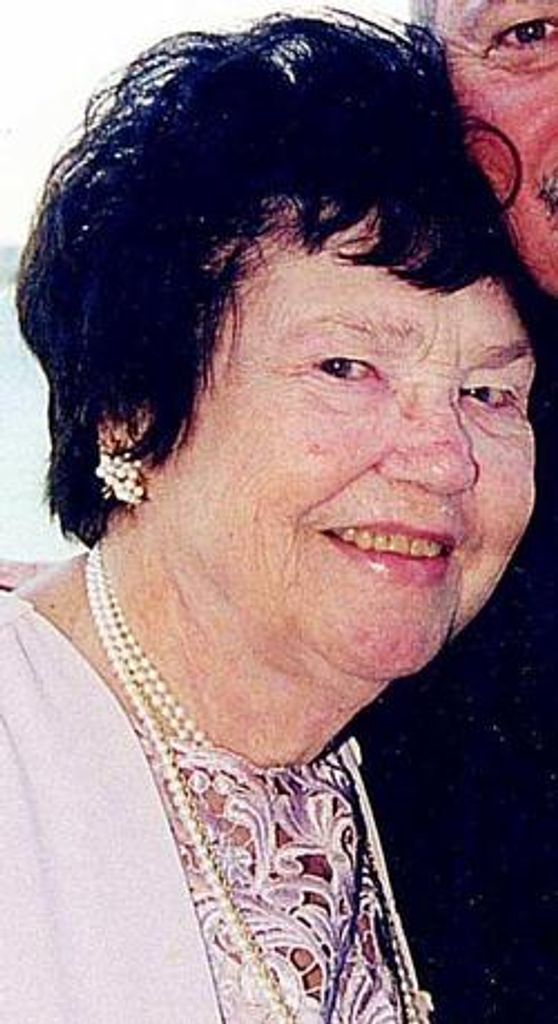 Alma Dykes Littleton