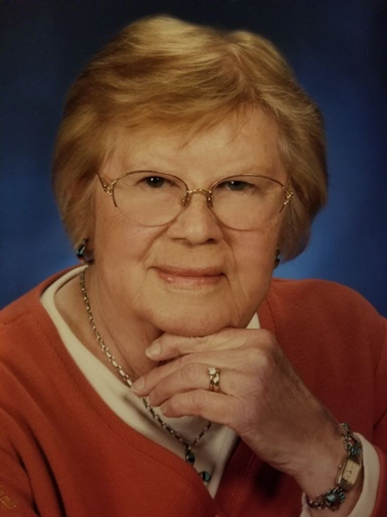 Floris (Flo) Juanita Holderness
