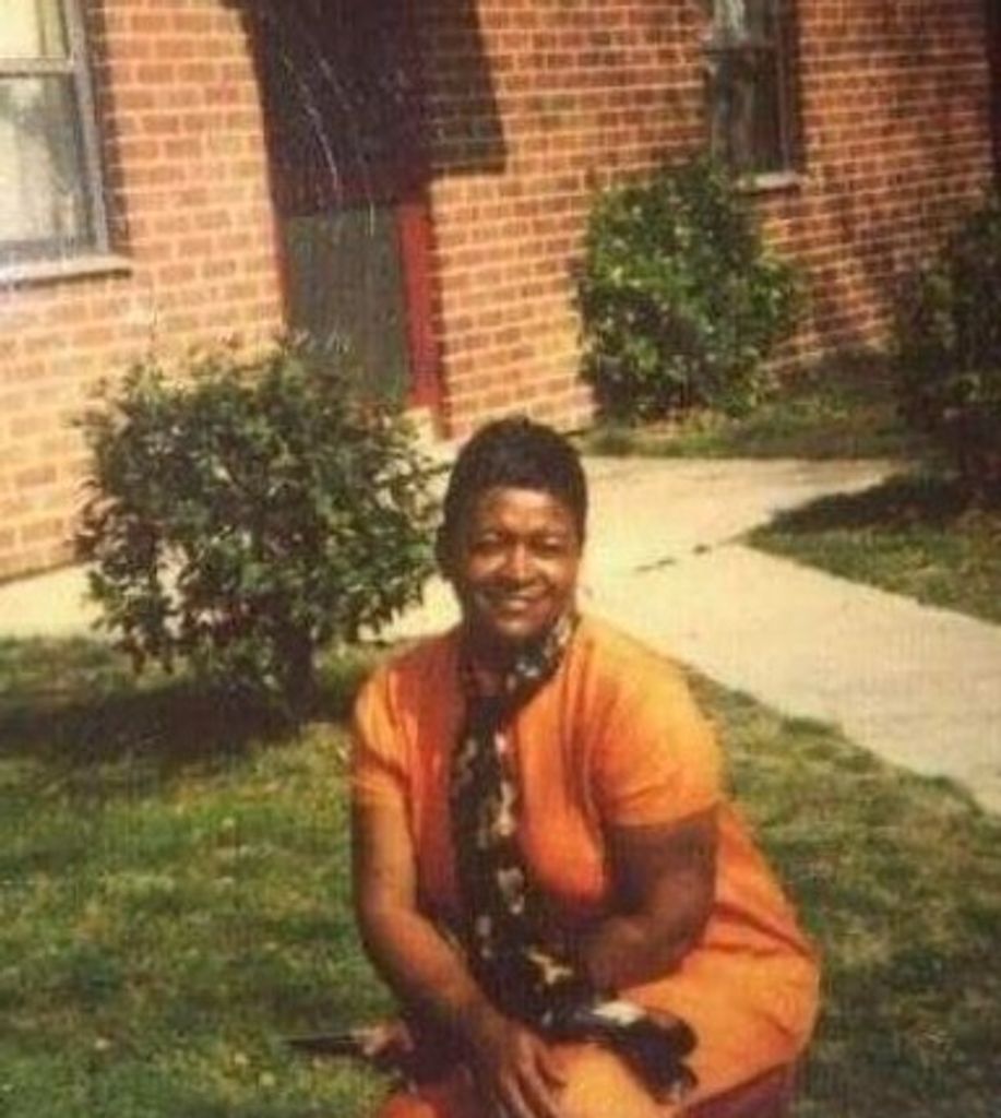 Deborah  Elizabeth Gray
